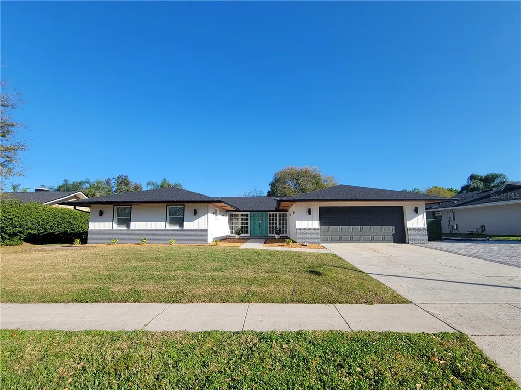 3335 Hollyhock Court Belle Isle FL 32812