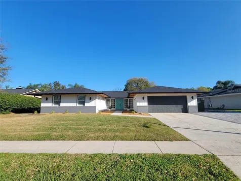 3335 Hollyhock Court Belle Isle FL 32812