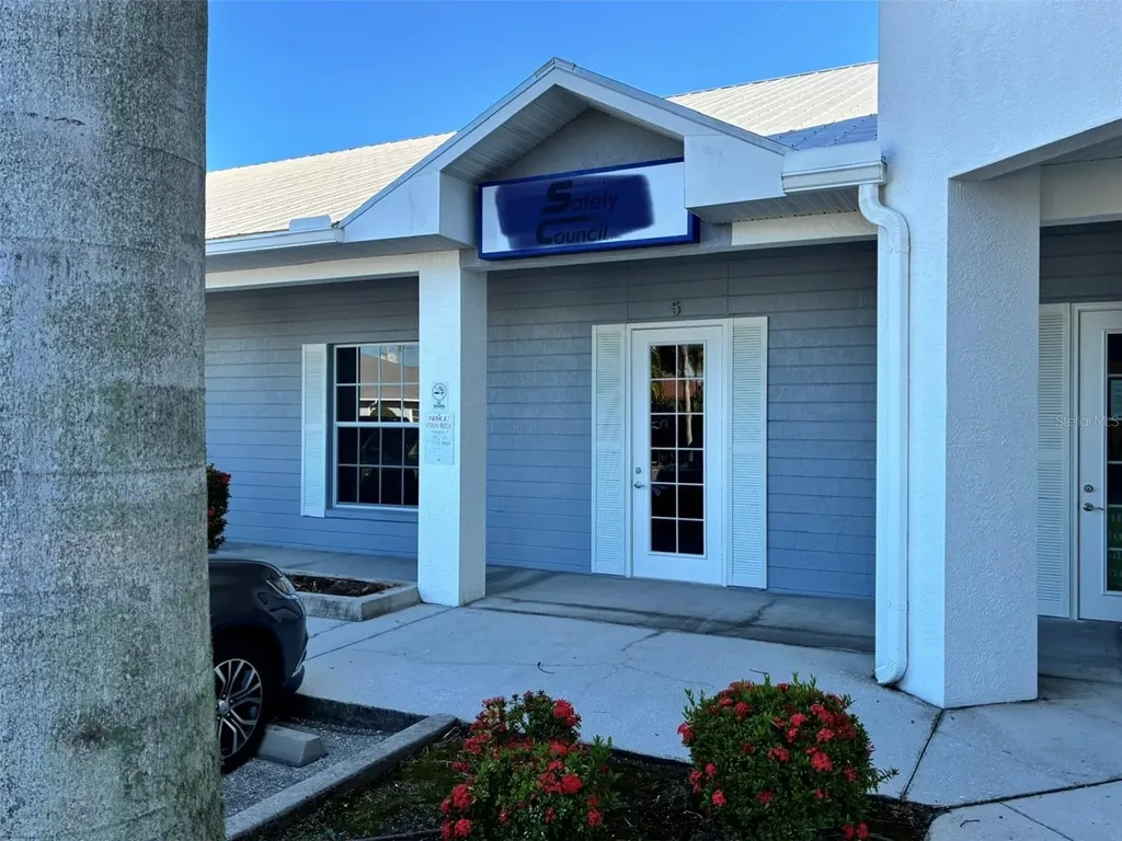 1032 Tamiami Trail Port Charlotte FL 33953