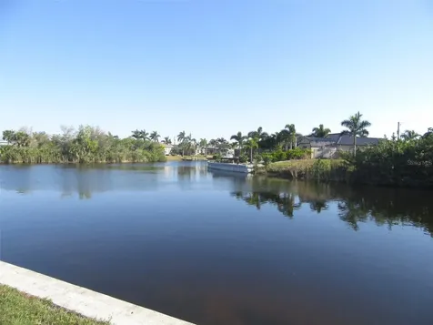 9572 Singer Circle Port Charlotte FL 33981