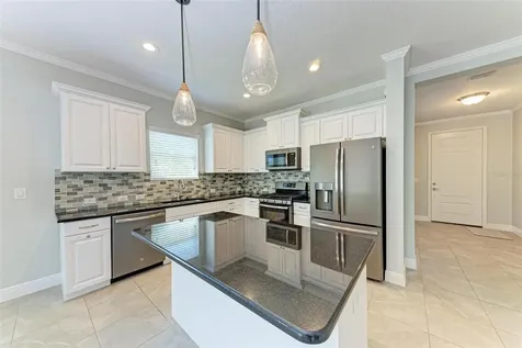 3906 Cottage Hill Avenue Parrish FL 34219