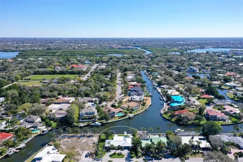 5409 Azure Way Sarasota FL 34242