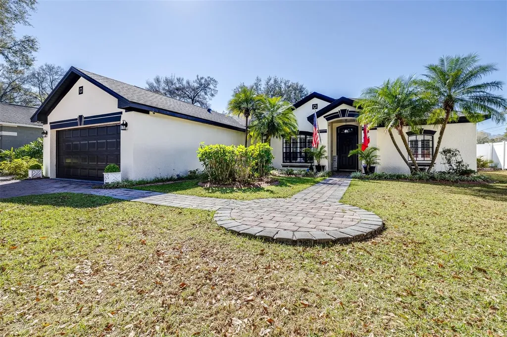 1606 Hidden Meadow Court Valrico FL 33594