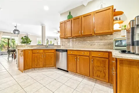 1606 Hidden Meadow Court Valrico FL 33594