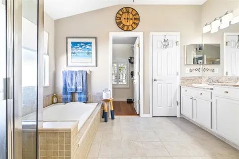 1606 Hidden Meadow Court Valrico FL 33594