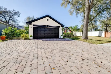 1606 Hidden Meadow Court Valrico FL 33594