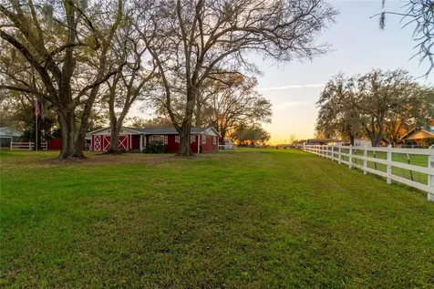 2301 S Wiggins Road Plant City FL 33566