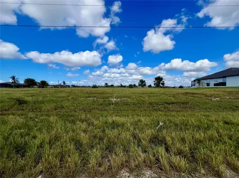 4103 NW 39th Street Cape Coral FL 33993