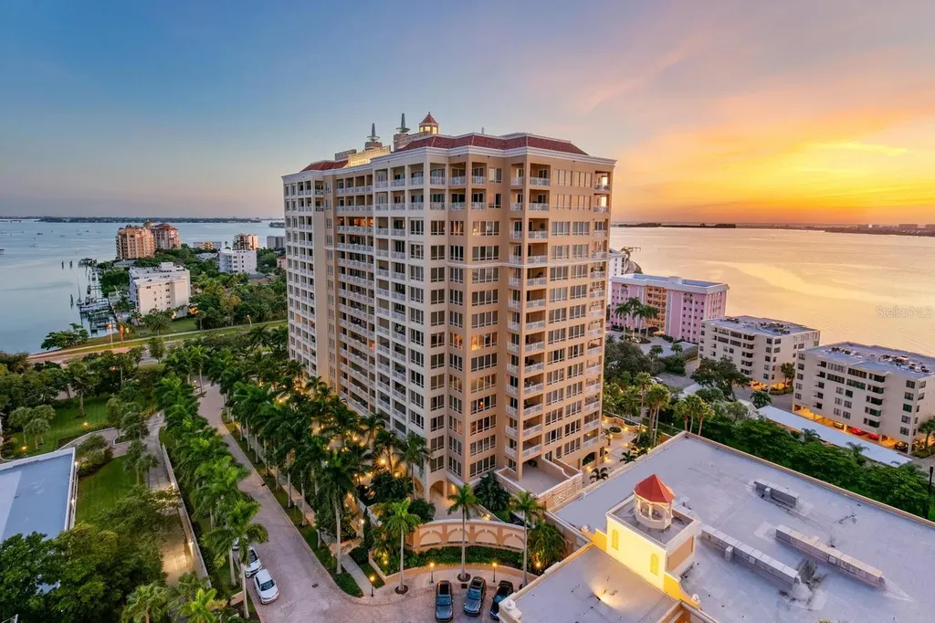 35 Watergate Drive Sarasota FL 34236