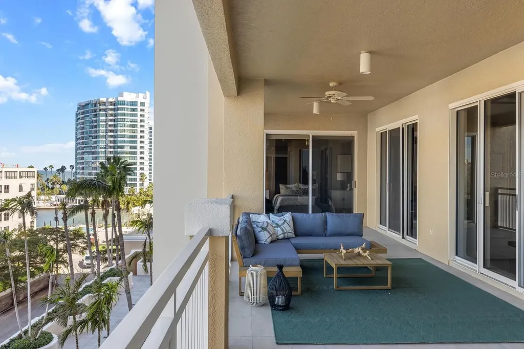 35 Watergate Drive Sarasota FL 34236