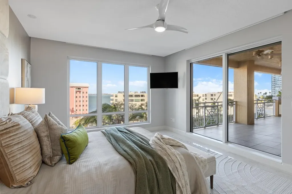 35 Watergate Drive Sarasota FL 34236