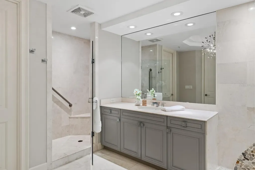 35 Watergate Drive Sarasota FL 34236