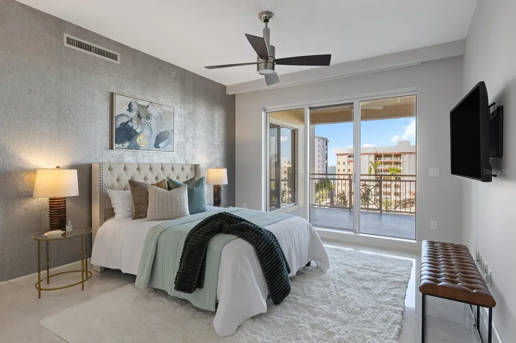 35 Watergate Drive Sarasota FL 34236