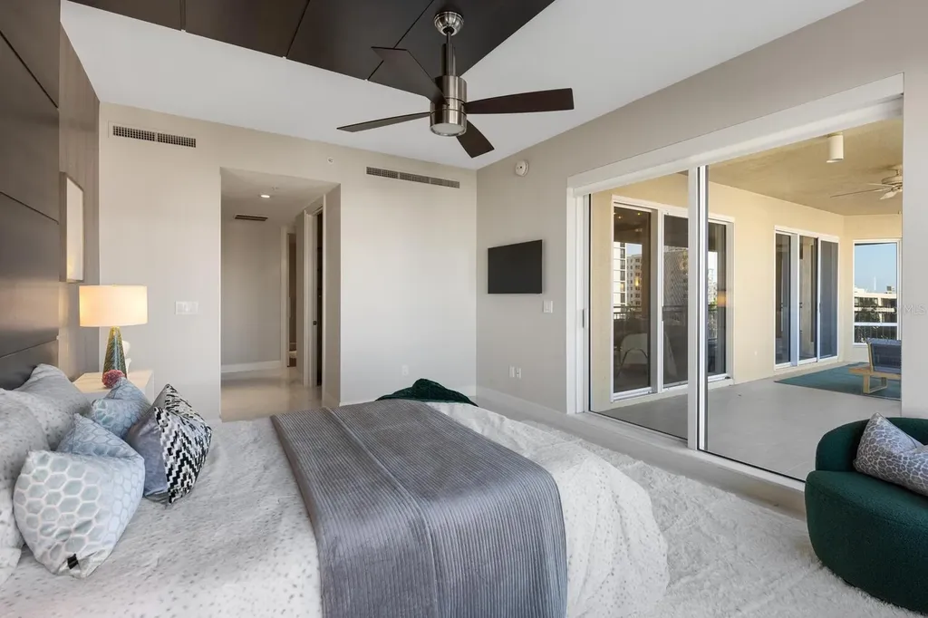 35 Watergate Drive Sarasota FL 34236