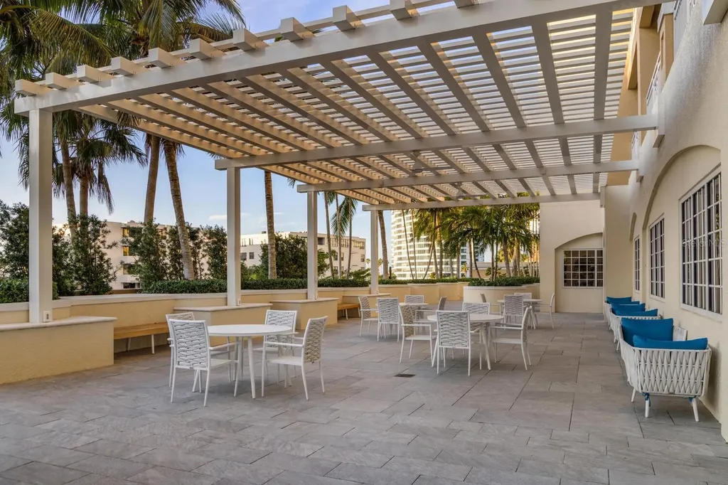 35 Watergate Drive Sarasota FL 34236