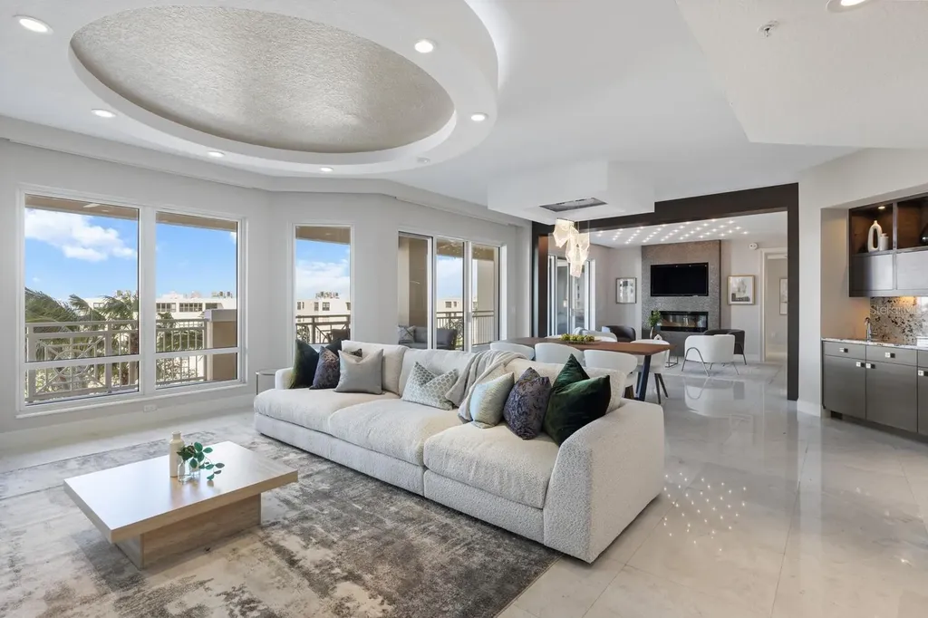 35 Watergate Drive Sarasota FL 34236