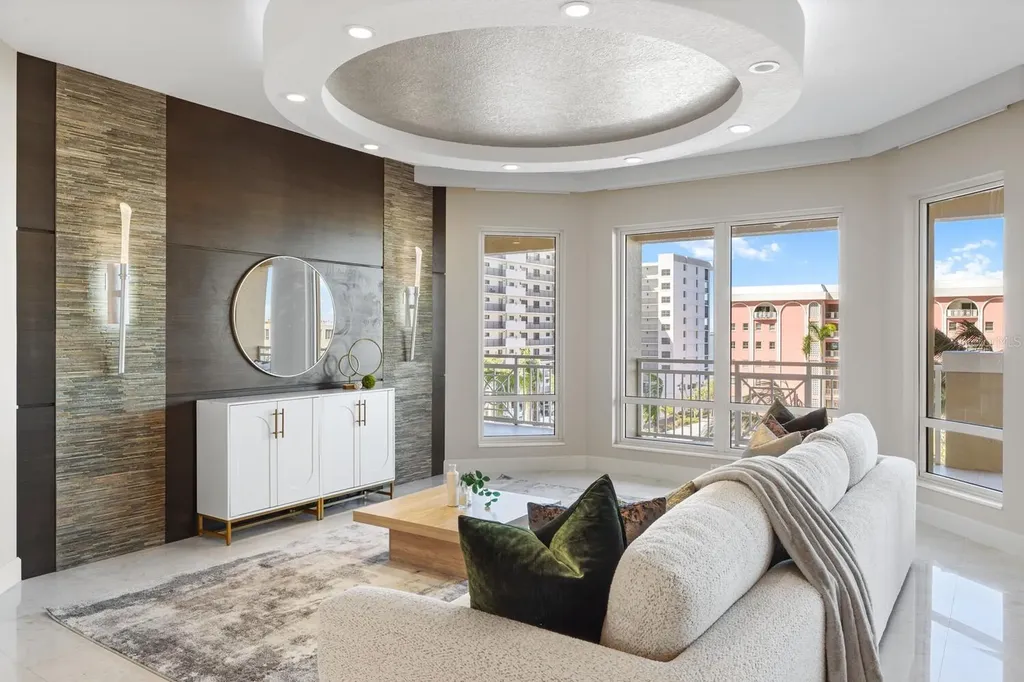 35 Watergate Drive Sarasota FL 34236