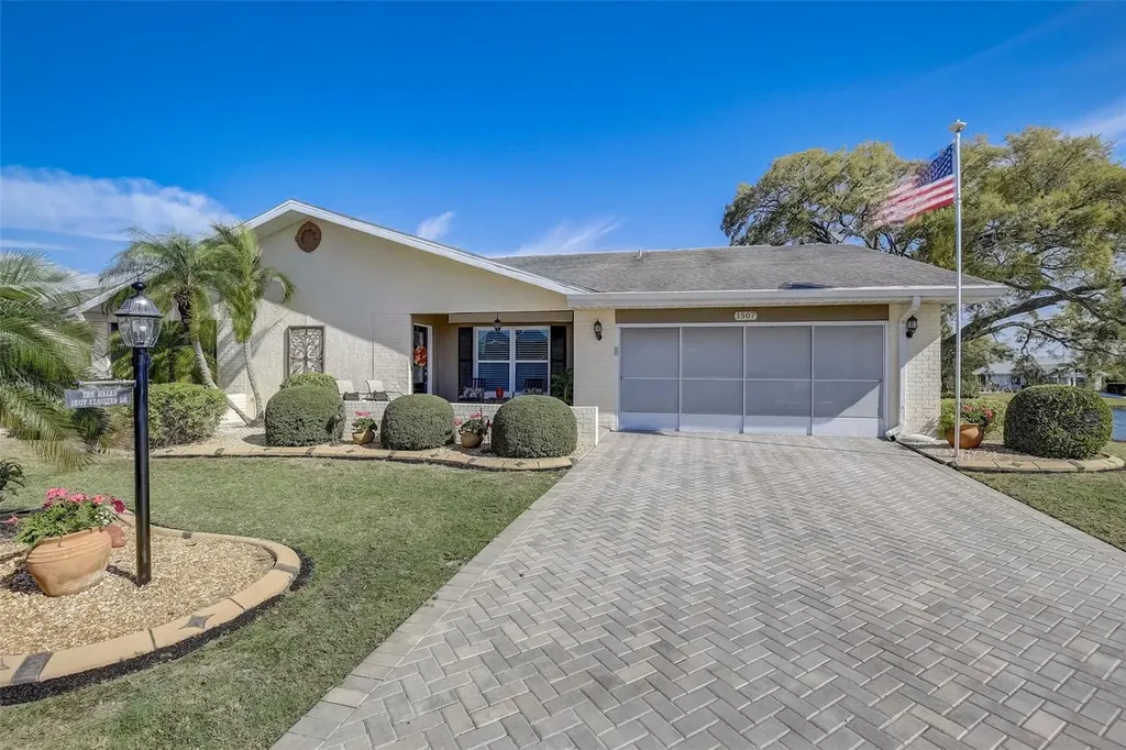 1507 Cloister Drive Sun City Center FL 33573