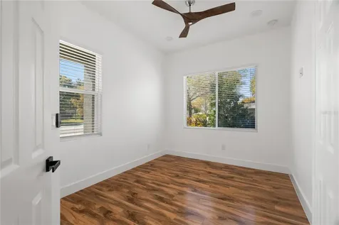6097 82nd Avenue N Pinellas Park FL 33781