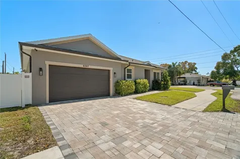 6097 82nd Avenue N Pinellas Park FL 33781