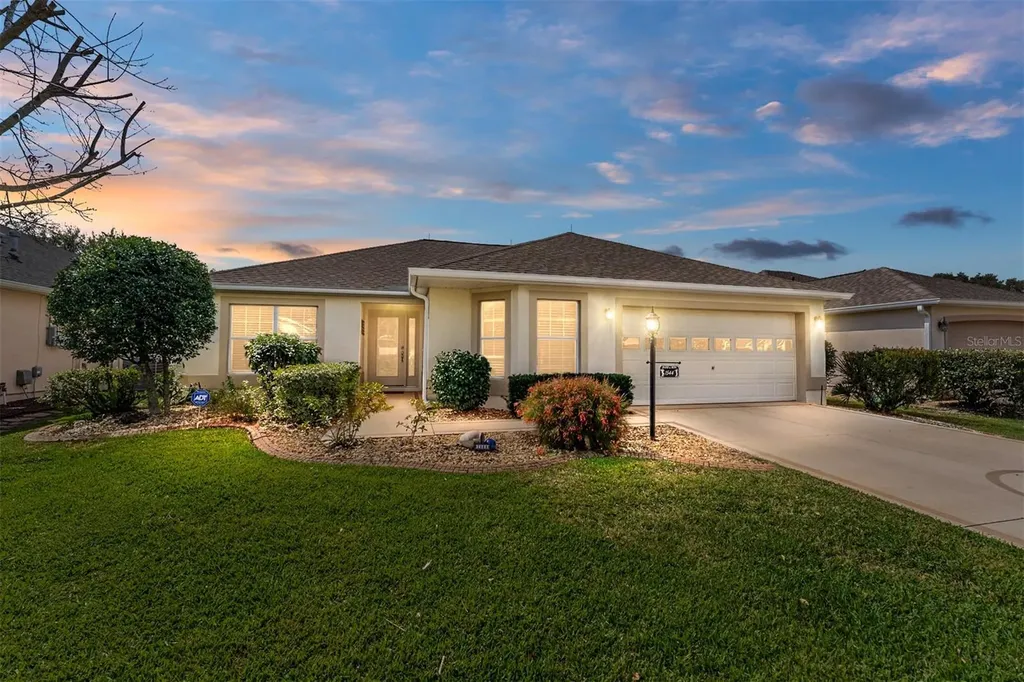 1544 Hartsville Trail The Villages FL 32162
