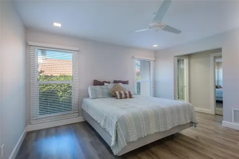 414 Meadow Lark Drive Sarasota FL 34236
