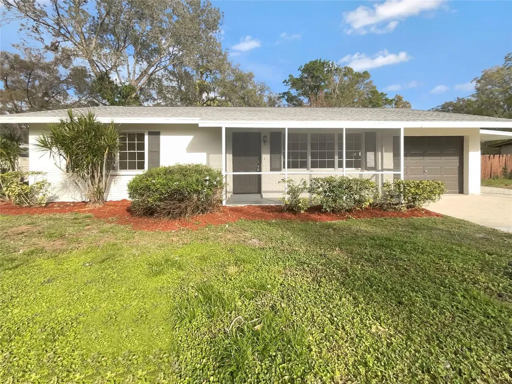 915 Hagle Park Road Bradenton FL 34212