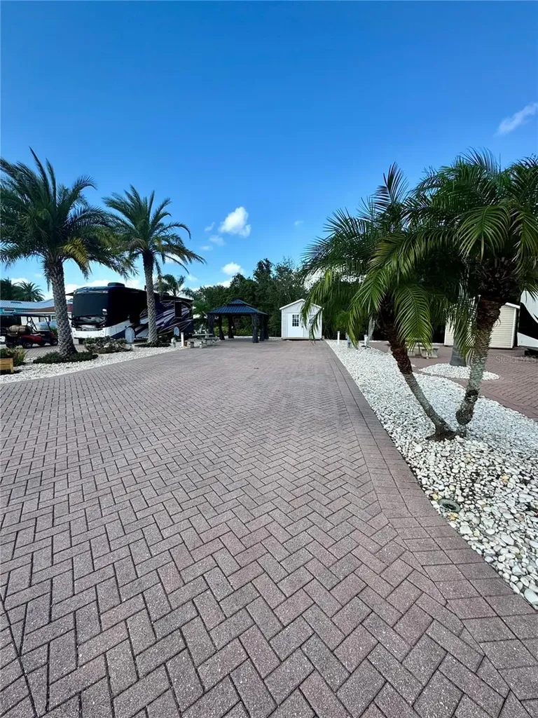 2631 St George Drive Davenport FL 33837