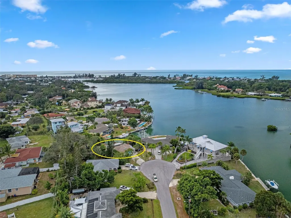 516 Pine Cone Lane Nokomis FL 34275