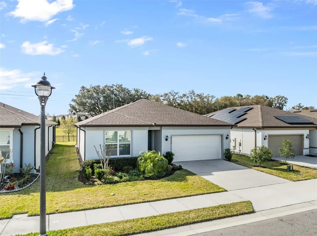 6375 Bradford Woods Drive Zephyrhills FL 33542
