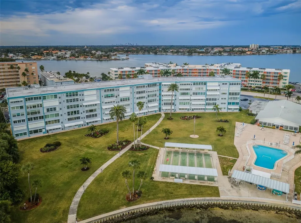 1868 Shore Drive S South Pasadena FL 33707
