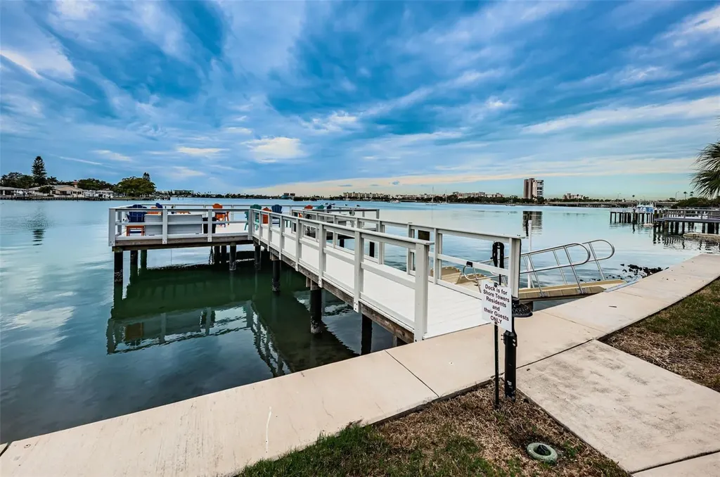 1868 Shore Drive S South Pasadena FL 33707