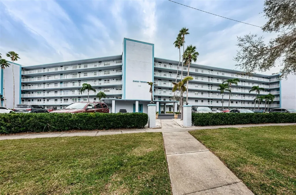 1868 Shore Drive S South Pasadena FL 33707