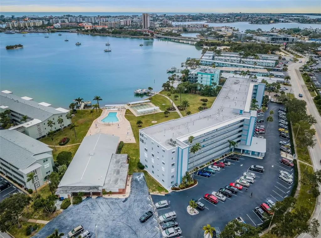 1868 Shore Drive S South Pasadena FL 33707