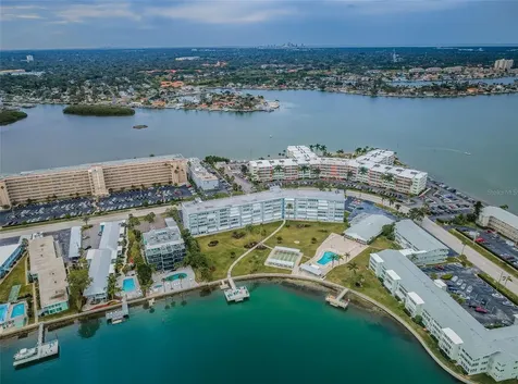 1868 Shore Drive S South Pasadena FL 33707