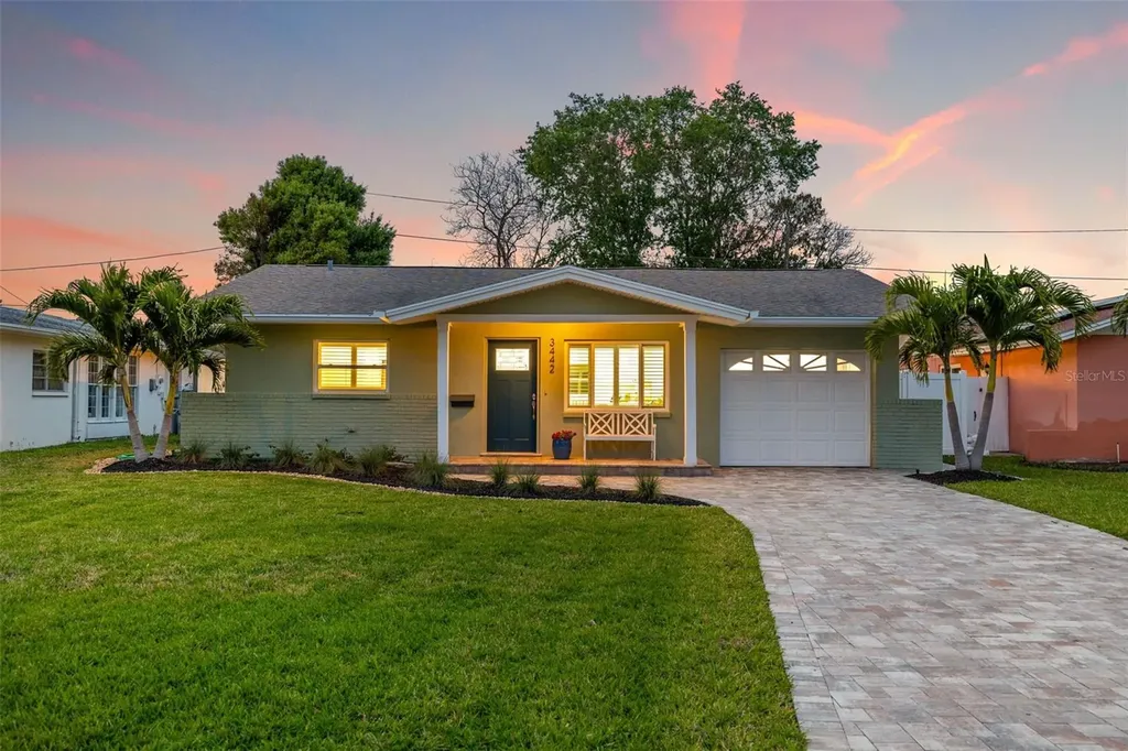 3442 Bayshore Boulevard NE St Petersburg FL 33703