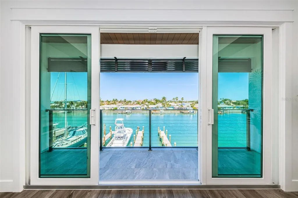 12305 3rd Street E Treasure Island FL 33706