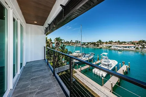12305 3rd Street E Treasure Island FL 33706
