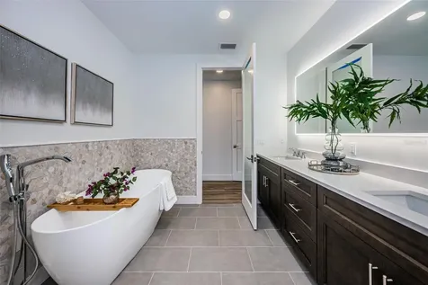 12305 3rd Street E Treasure Island FL 33706
