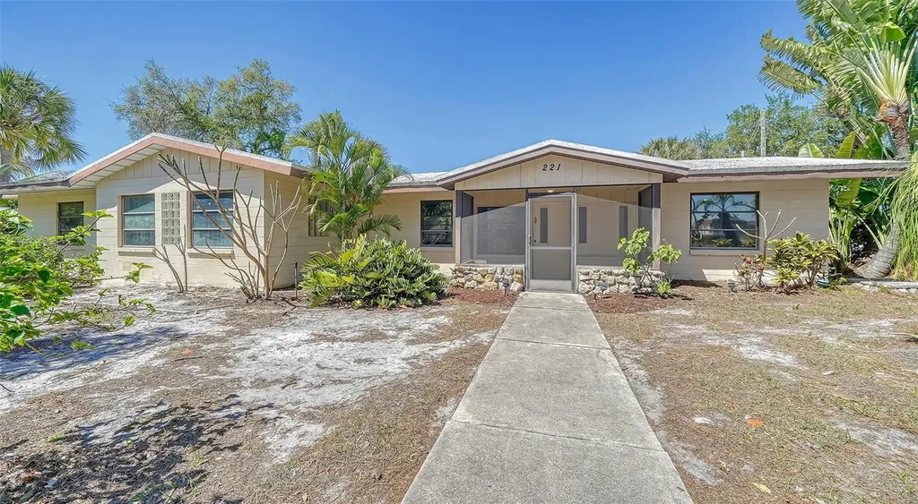 221 Park Boulevard N Venice FL 34285