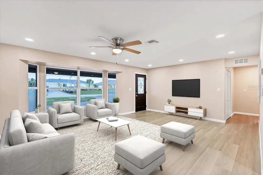 76 Caddy Road Rotonda West FL 33947