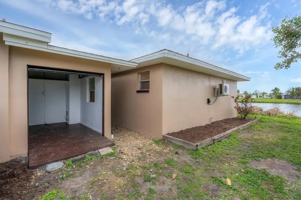 76 Caddy Road Rotonda West FL 33947