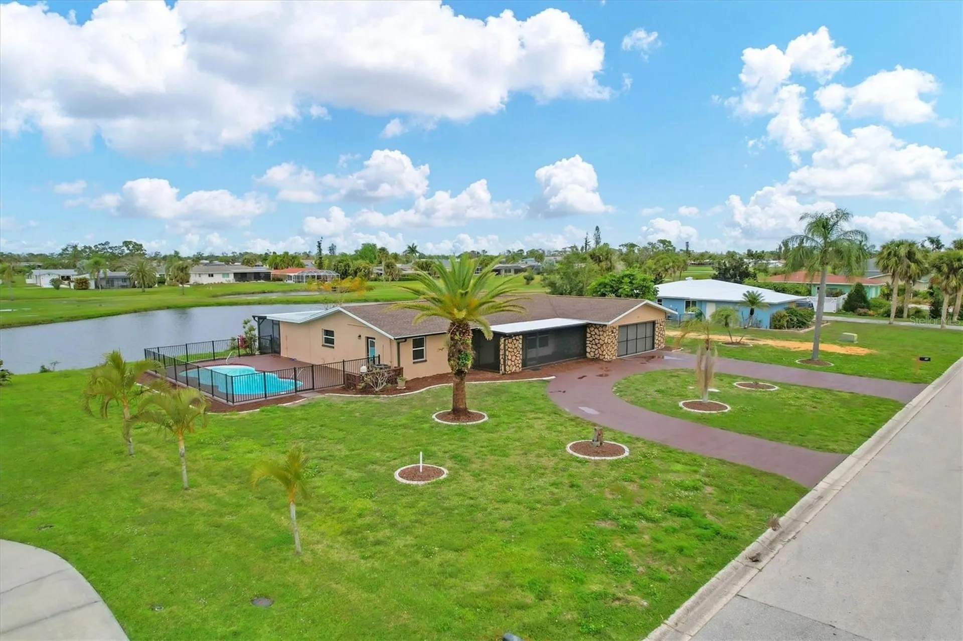 76 Caddy Road Rotonda West FL 33947
