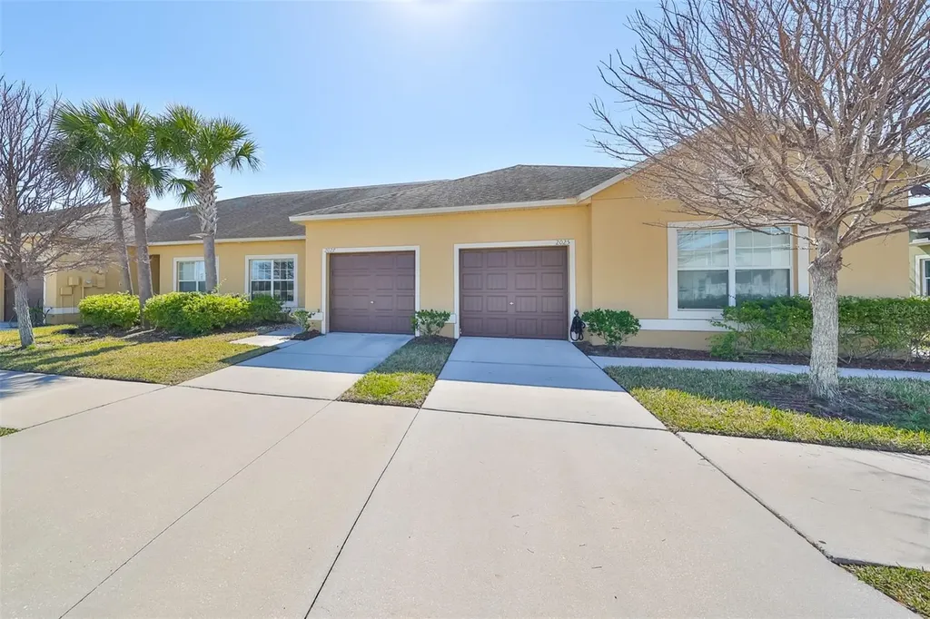 2027 Hawks Island Drive Ruskin FL 33570