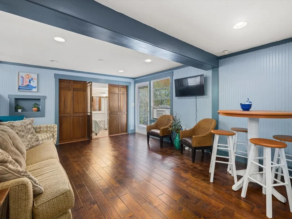 1810 Morrill Street Sarasota FL 34236