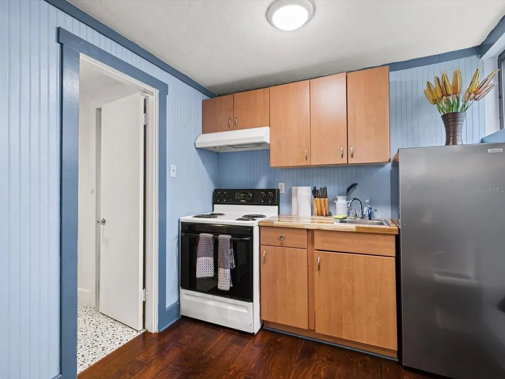 1810 Morrill Street Sarasota FL 34236