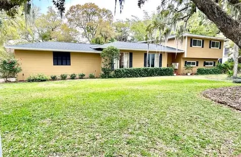 3302 W Hawthorne Road Tampa FL 33611