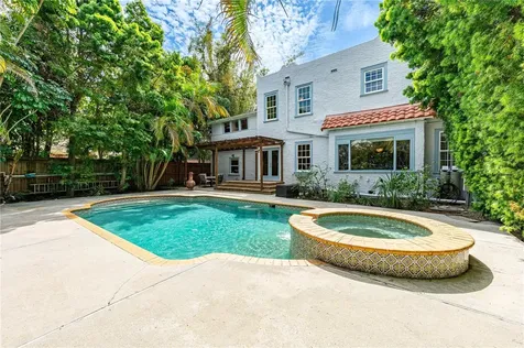 4804 W Woodmere Road Tampa FL 33609