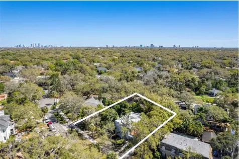 4804 W Woodmere Road Tampa FL 33609