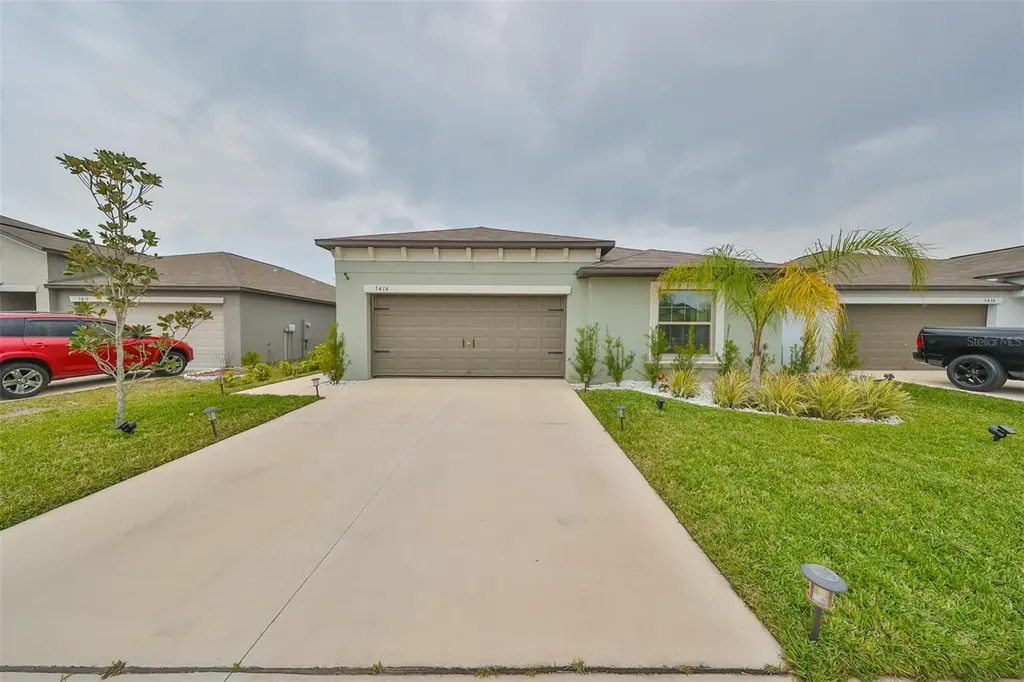 5414 Amaryllis Garden Street Apollo Beach FL 33572